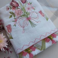 El Yüz Havlusu İğneoyalı - Pembe Lale