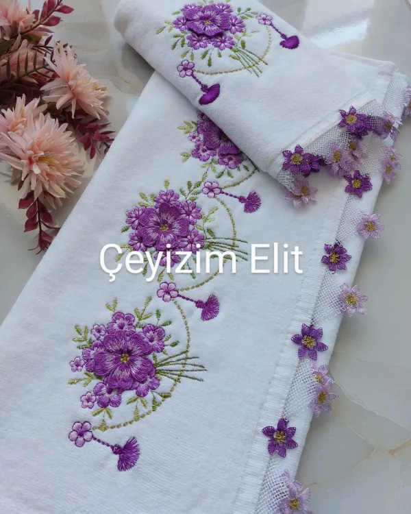 Renkli Erik Çiçekli Analı Kızlı Havlu Takımı