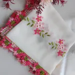Nakış İşlemeli İğneoyalı Beyaz Namaz Örtüsü