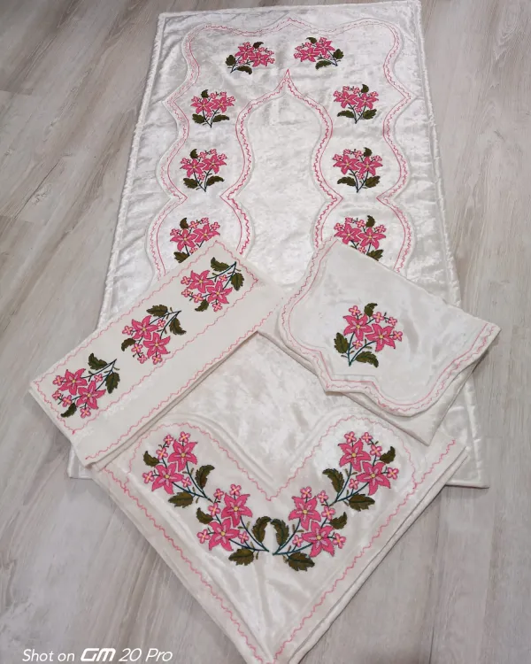 4 Parça Bohça Seti - (Beyaz-Pembe)