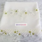 Nakış İşlemeli Namaz Örtüsü Papatya